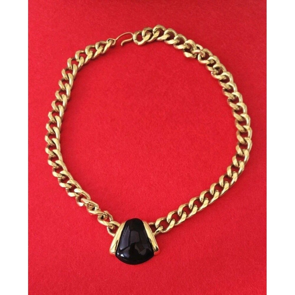 Vintage Monet Signed Black Enamel Pendant Chunky Gold Chain Necklace 18"